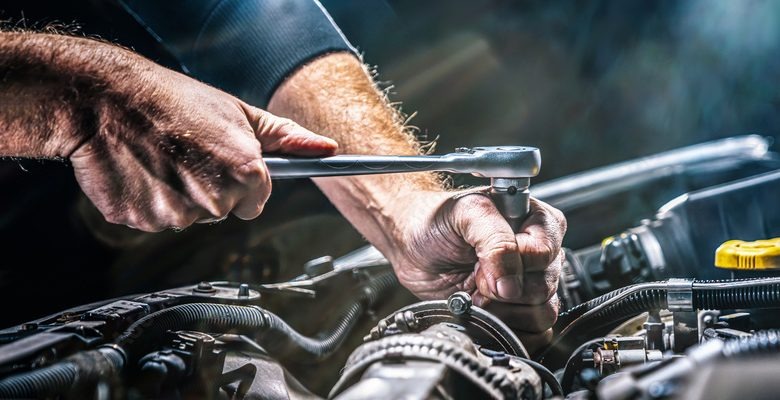 چرا تعمیرگاه خودروهای چینی حسین زاده در مشهد را انتخاب کنیم؟